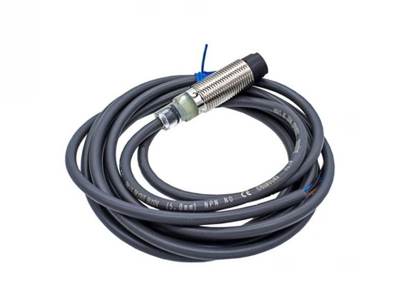 欧姆龙/OMRON 接近开关，E2B-M12KN08-WZ-C2 2M 售卖规格：1个