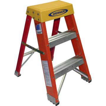 稳耐 玻璃钢梯凳，6202 踏板数：3 额定载荷（KG）：136 工作高度（米）：0.61 售卖规格：1个