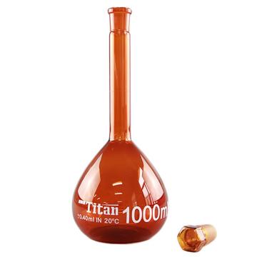 泰坦 容量瓶，TY1-0031 1000mL，A级，琥珀色，包过检，不含证书 售卖规格：1盒