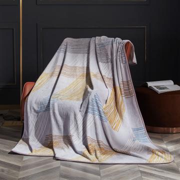 罗莱家纺 毛毯，彩绘迷宫法兰绒毯空调毯夏被180*200cm
