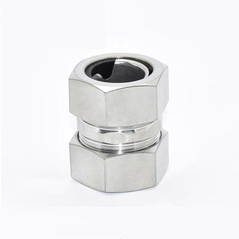 星摩 不锈钢自固式软硬管接头，STM-BT-100070T φ38mm 11/2" 英制 售卖规格：1个